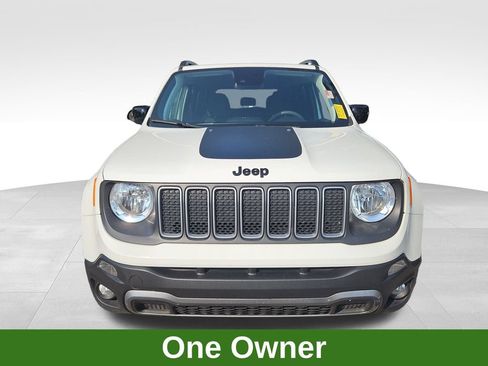 Used 2023 Jeep Renegade Latitude AWD/4WD image 2