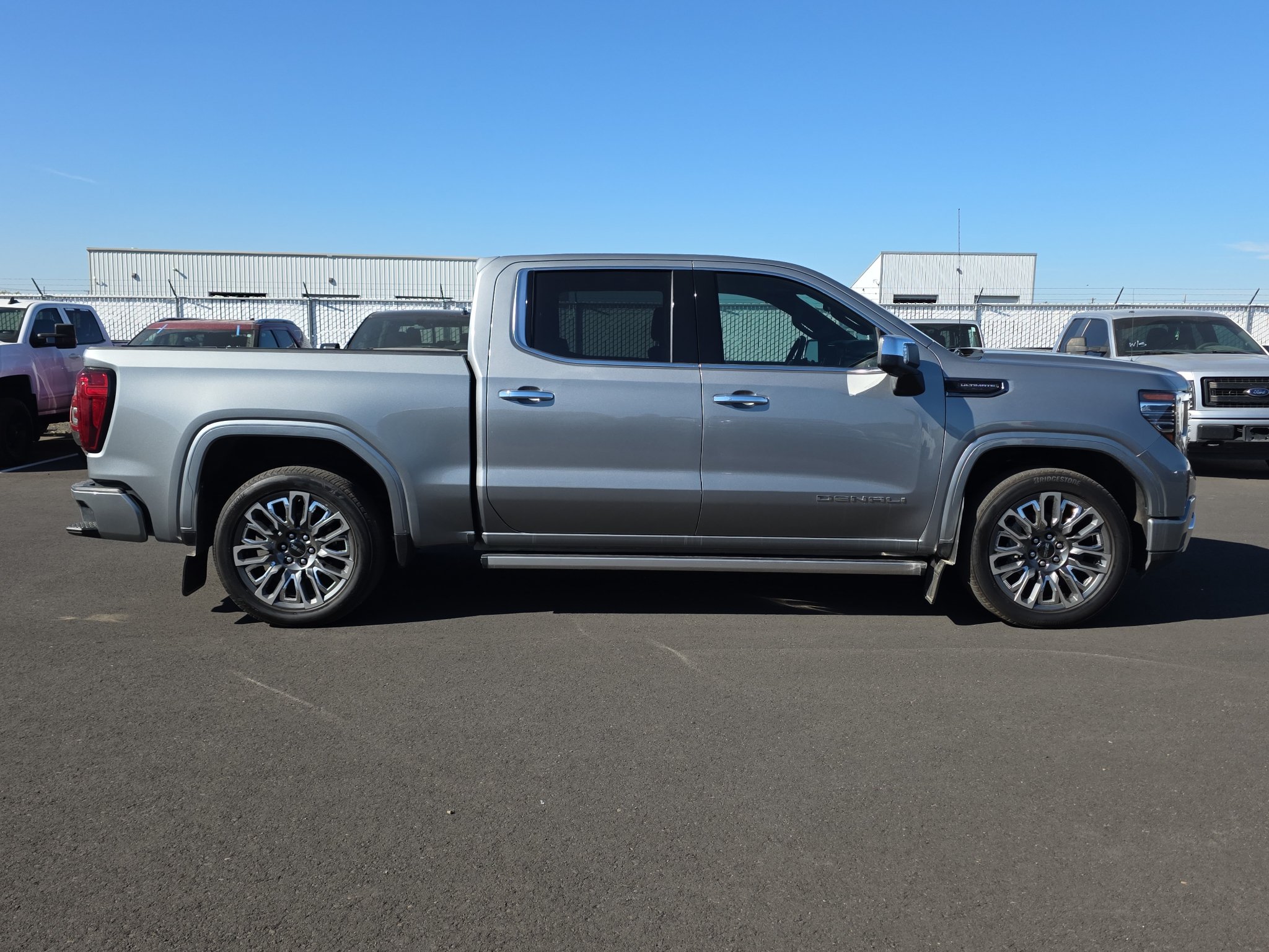 Certified 2025 GMC Sierra 1500 Denali Ultimate AWD/4WD image 9