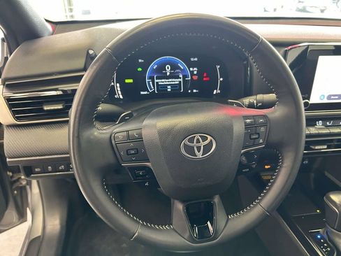 Certified 2025 Toyota Camry SE FWD image 19
