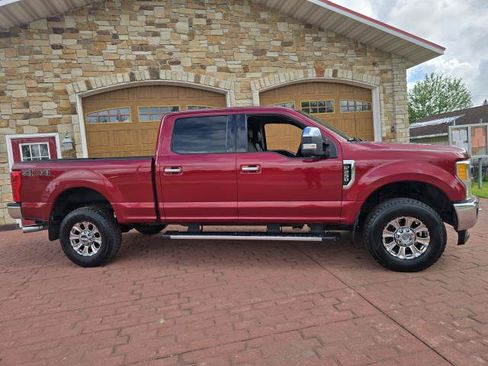 Used 2017 Ford F250 Lariat w/ Chrome Package AWD/4WD image 2