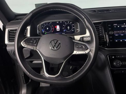 Used 2022 Volkswagen Atlas Cross Sport SE AWD/4WD image 13