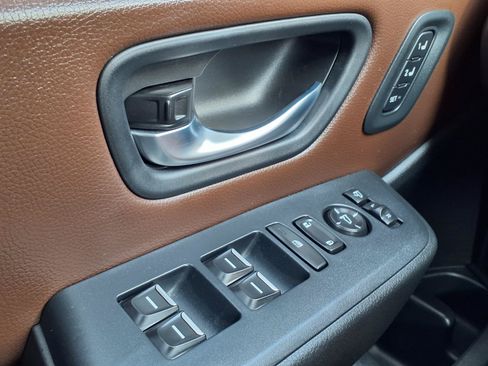 Used 2025 Honda Pilot Elite image 10