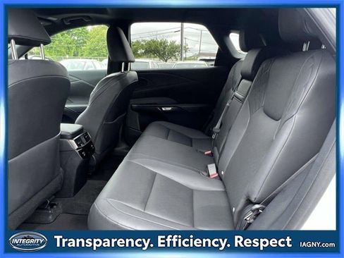 Used 2023 Lexus RX 350 AWD image 18