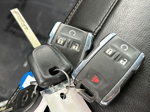 Used 2021 Chevrolet Colorado ZR2 w/ ZR2 Dusk Special Edition image 34