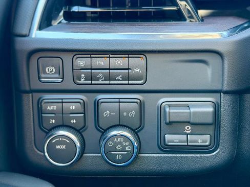 New 2026 Chevrolet Tahoe Premier w/ Sun And Tow Package image 7