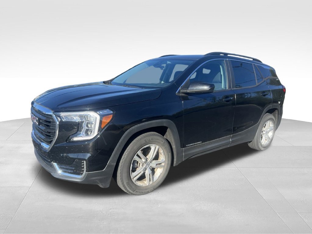 Used 2022 GMC Terrain SLE w/ Driver Convenience Package FWD image 2