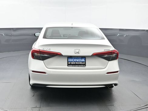 Certified 2024 Honda Civic Sport image 5