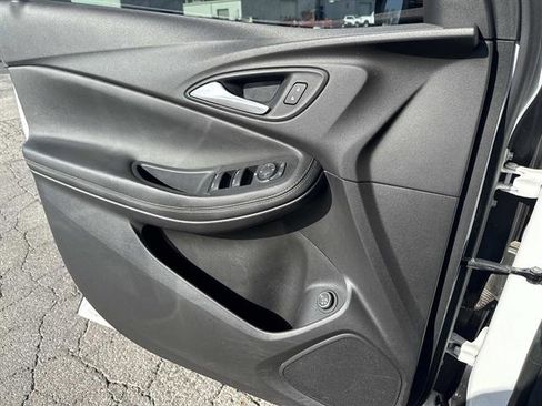 Used 2020 Buick Encore GX Select w/ Advanced Technology Package image 11