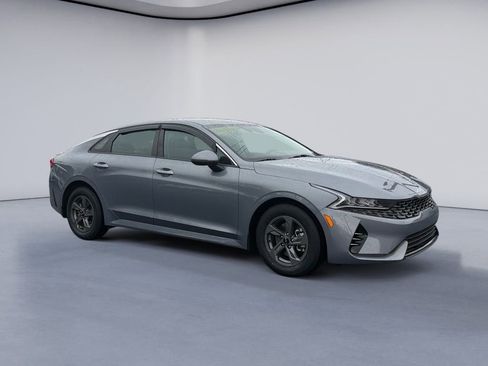 Used 2022 Kia K5 LX image 7