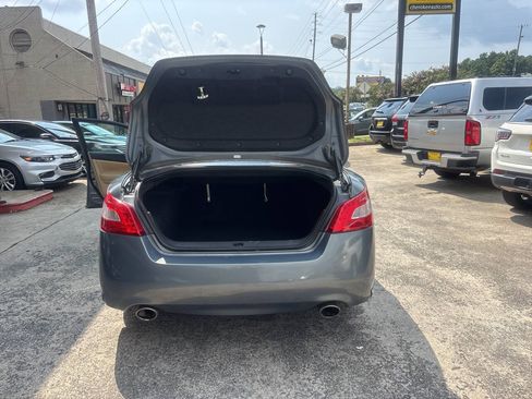 Used 2011 Nissan Maxima 3.5 SV w/ Monitor Pkg FWD image 17