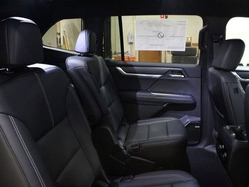 New 2026 GMC Acadia Elevation image 13