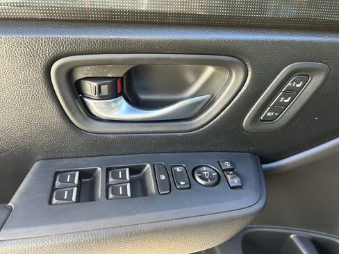 Used 2025 Honda Pilot Elite image 9