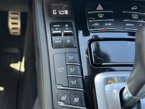 Used 2017 Porsche Cayenne S AWD/4WD image 29