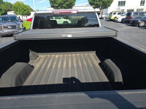 Used 2019 Chevrolet Silverado 1500 Custom Trail Boss w/ Custom Convenience Package AWD/4WD image 10
