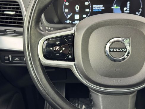 Used 2018 Volvo XC90 T8 Momentum w/ Convenience Package image 21