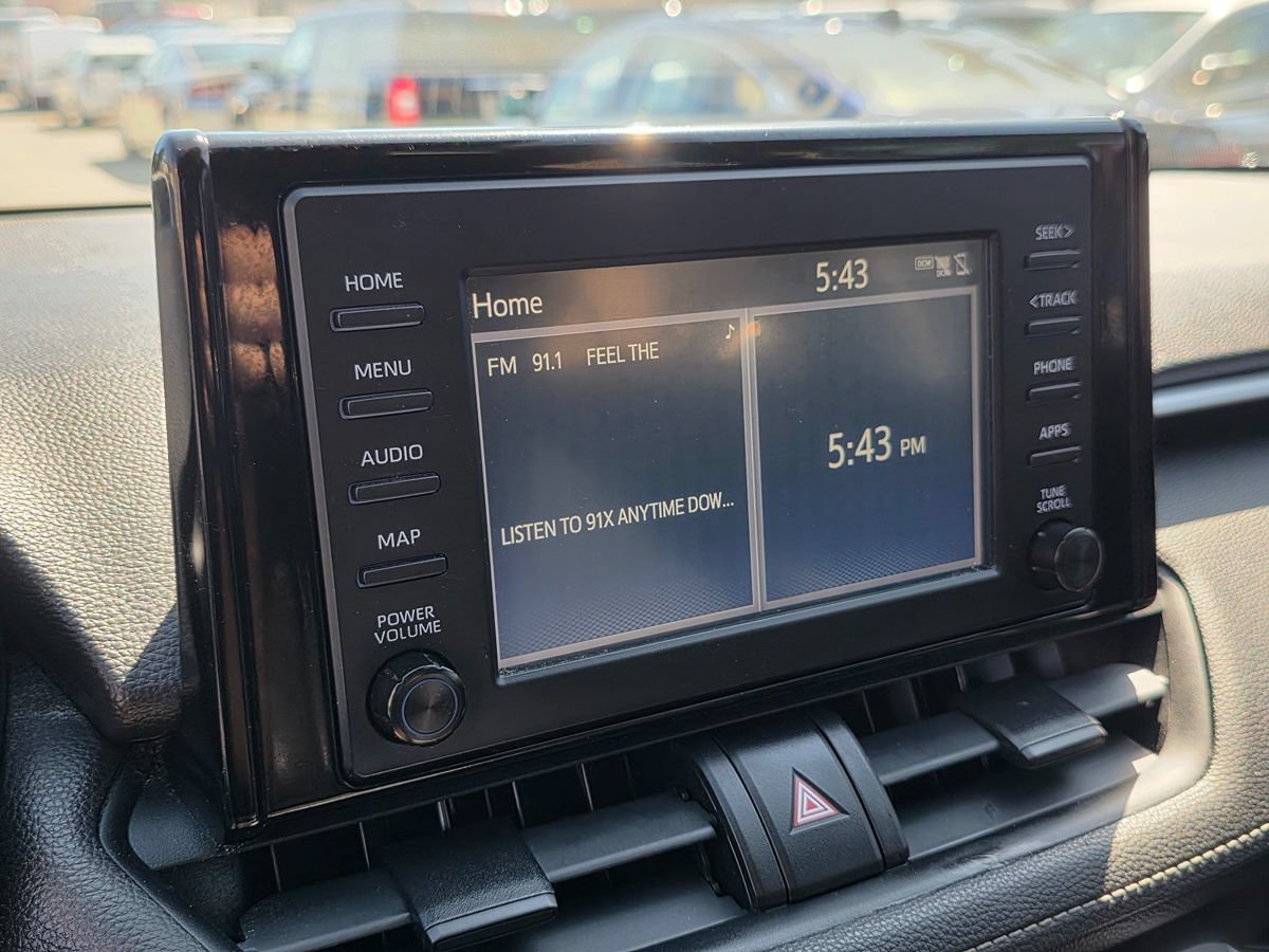 Used 2019 Toyota RAV4 LE w/ Carpet Mat Package FWD image 42