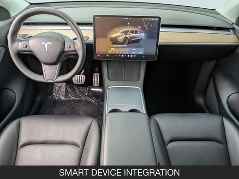 Used 2022 Tesla Model Y Performance AWD/4WD image 13