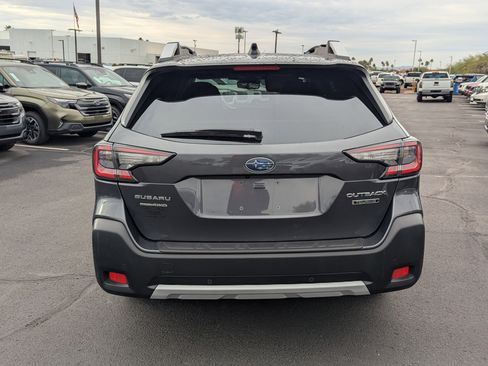 Used 2023 Subaru Outback Touring image 4