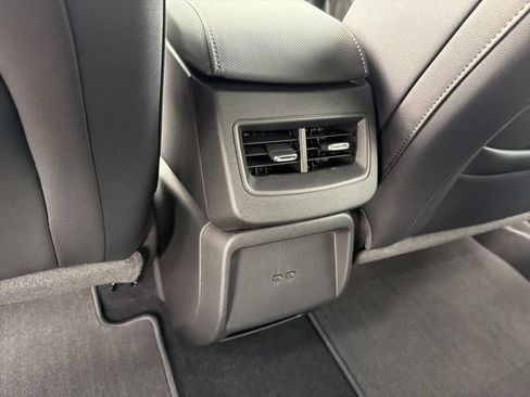 New 2026 Chevrolet Equinox EV LT AWD/4WD image 13