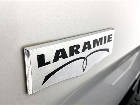 Used 2017 RAM 2500 Laramie w/ Convenience Group image 31