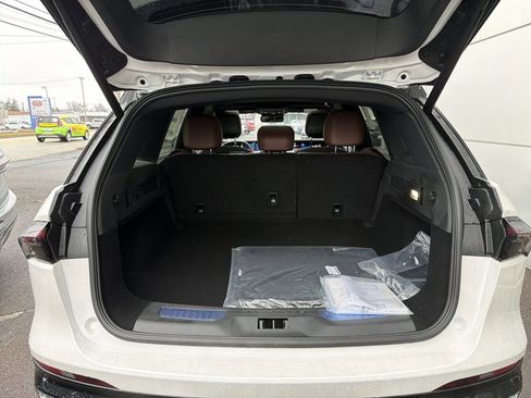 New 2026 Lincoln Nautilus Reserve image 12