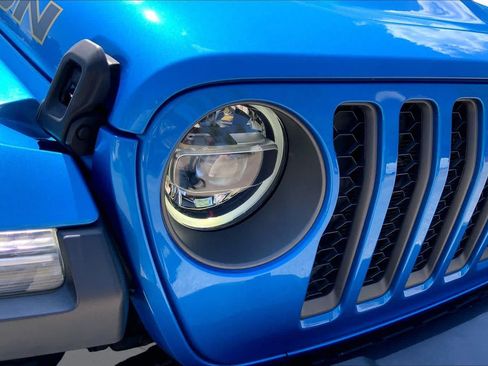 Used 2022 Jeep Wrangler Unlimited Rubicon 4xe AWD/4WD image 28