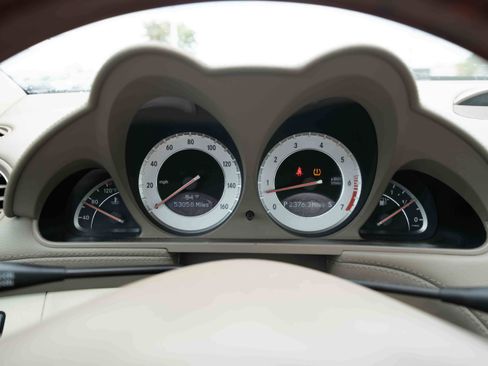 Used 2009 Mercedes-Benz SL 550 V8 image 17