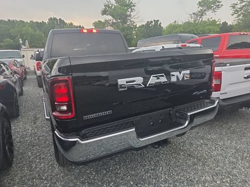 Used 2026 RAM 2500 Big Horn AWD/4WD image 4
