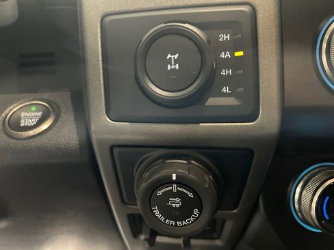 Used 2019 Ford F150 Raptor w/ Equipment Group 802A Luxury image 36