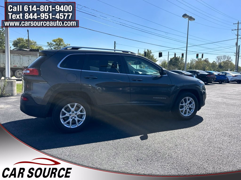 Used 2016 Jeep Cherokee Latitude w/ Comfort/Convenience Group AWD/4WD image 7