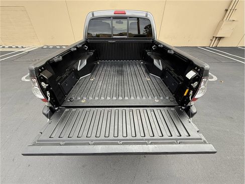 Used 2013 Toyota Tacoma PreRunner image 20
