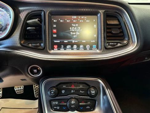 Used 2016 Dodge Challenger R/T Plus image 20