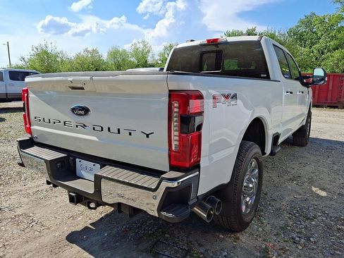 Used 2025 Ford F250 Lariat w/ Lariat Ultimate Package AWD/4WD image 4