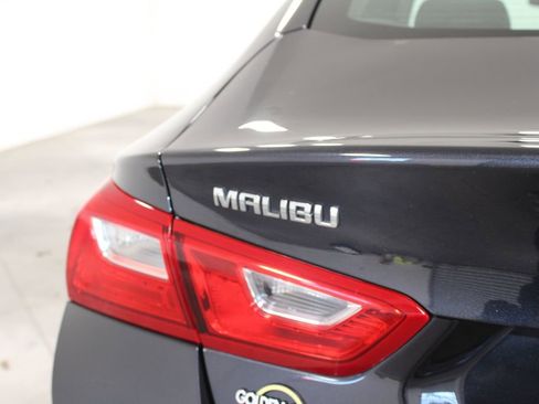 Used 2023 Chevrolet Malibu LS image 14