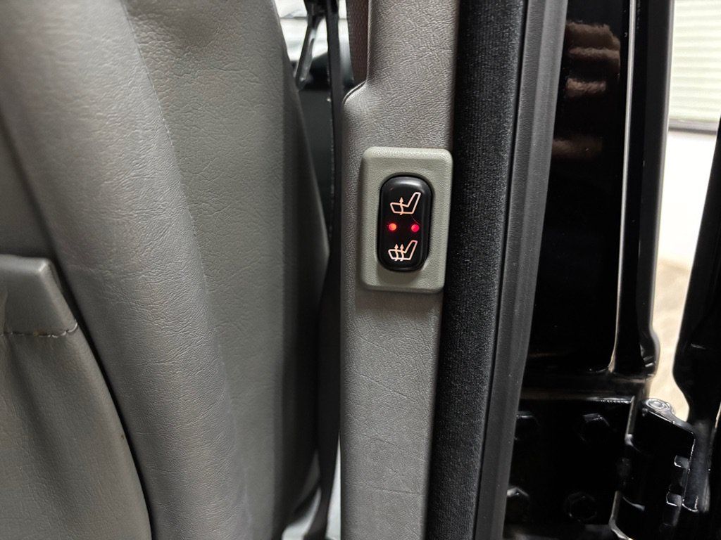 Used 2005 Mercedes-Benz G 500 image 30