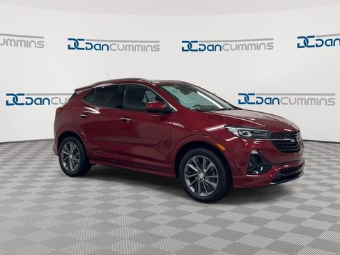 Used 2021 Buick Encore GX Essence w/ Advanced Technology Package AWD/4WD image 2