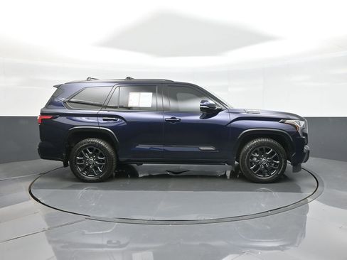 Certified 2023 Toyota Sequoia Platinum AWD/4WD image 8