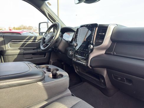 Used 2024 RAM 2500 Big Horn w/ Night Edition image 12