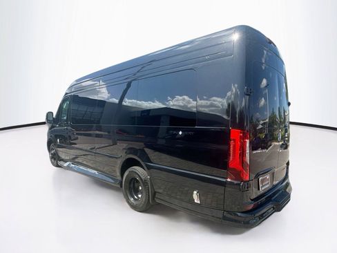 Used 2024 Mercedes-Benz Sprinter 3500 w/ Parking Package image 3