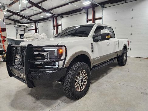 Used 2020 Ford F250 King Ranch image 3