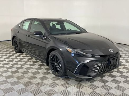 New 2026 Toyota Camry Hybrid AWD/4WD image 10
