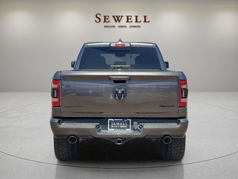 Used 2020 RAM 1500 Laramie AWD/4WD image 4