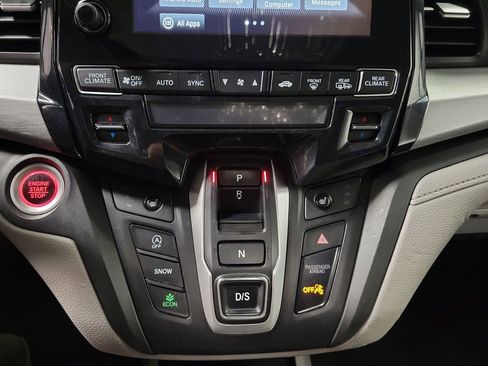 Used 2021 Honda Odyssey EX-L image 17