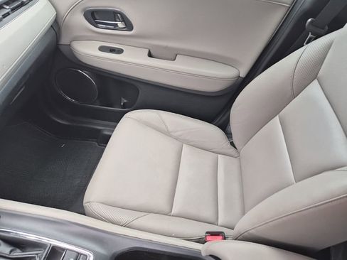 Used 2016 Honda HR-V EX-L image 6