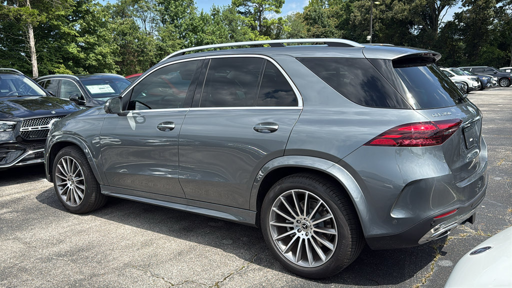 Certified 2026 Mercedes-Benz GLE 350 4MATIC w/ AMG Line Exterior image 5