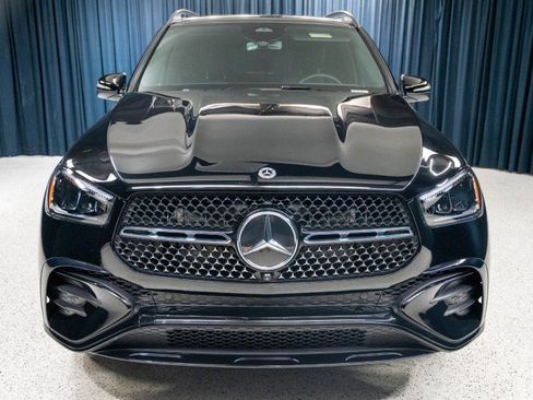 Certified 2026 Mercedes-Benz GLE 450 4MATIC image 2