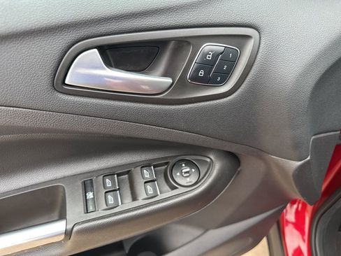 Used 2016 Ford Escape Titanium image 17