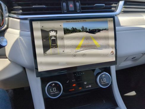 New 2026 Jaguar F-PACE R-Dynamic S image 22