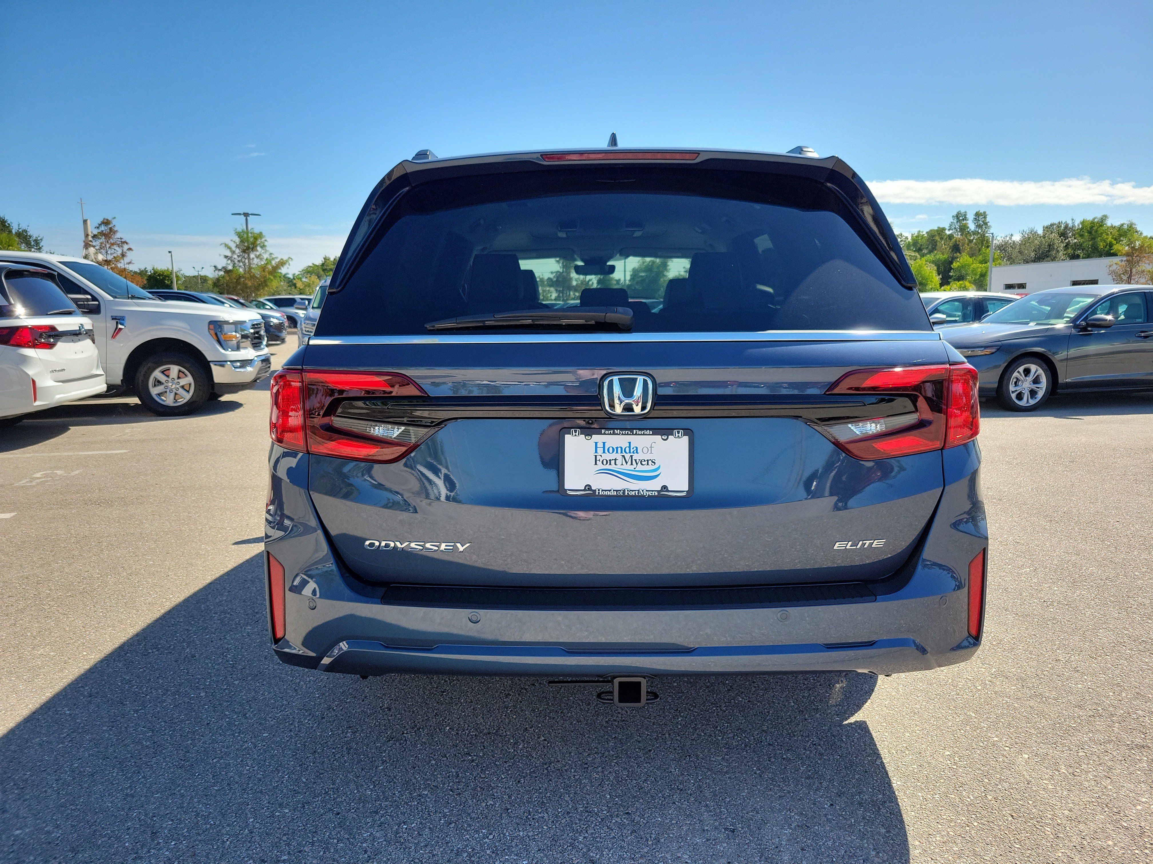 New 2027 Honda Odyssey Elite image 5