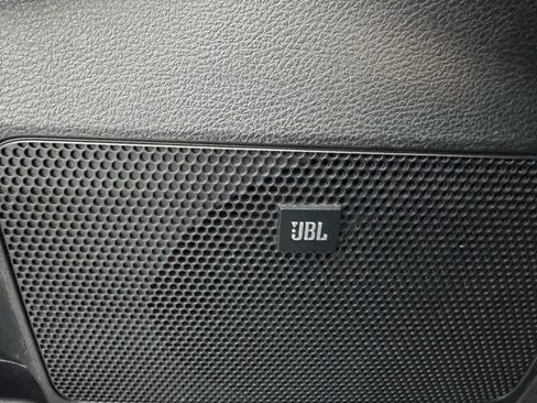 Used 2017 Toyota Tundra Limited w/ Limited Premium Package image 22